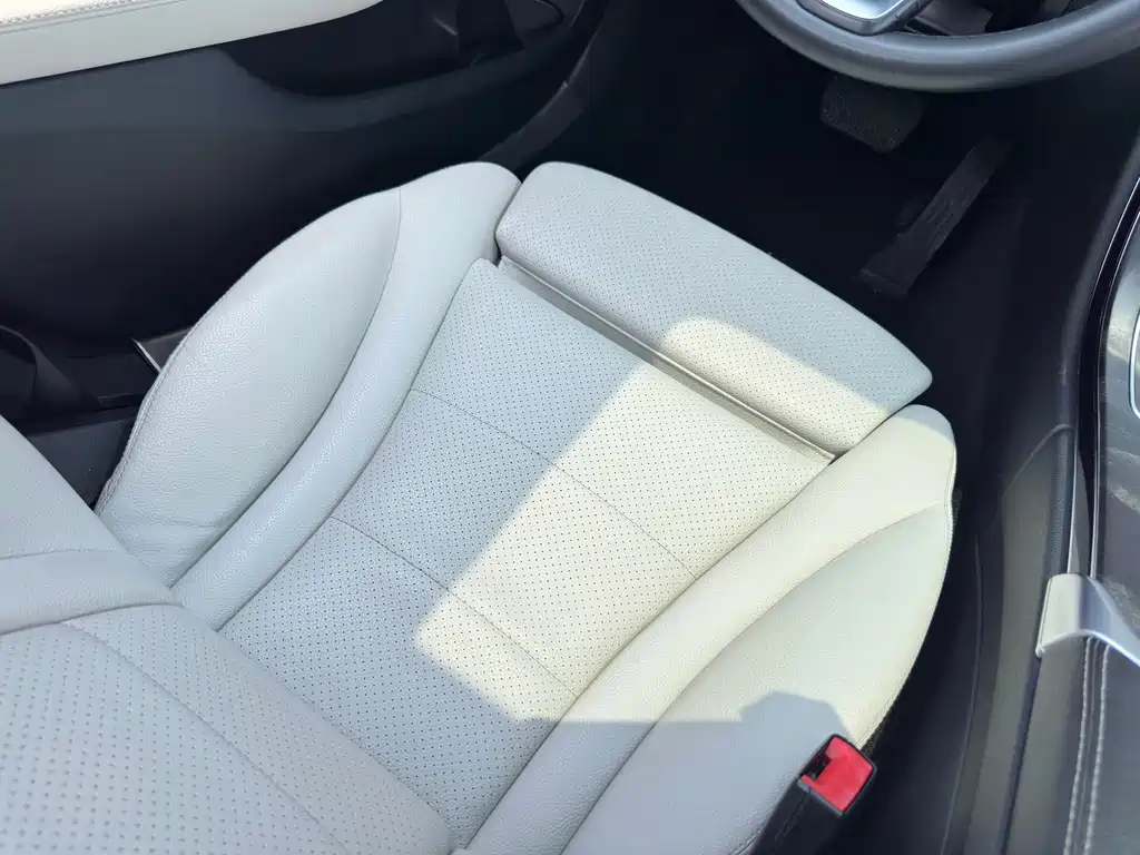 Mercedes-Benz C-Class — миниатюра 18