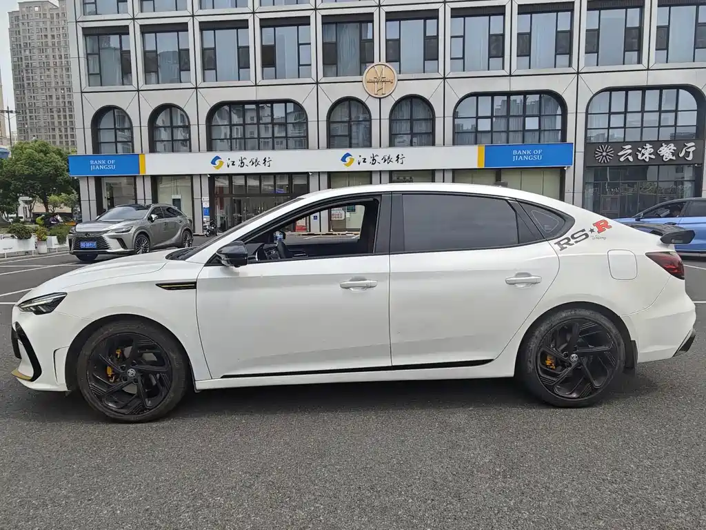 MG MG6 — миниатюра 9