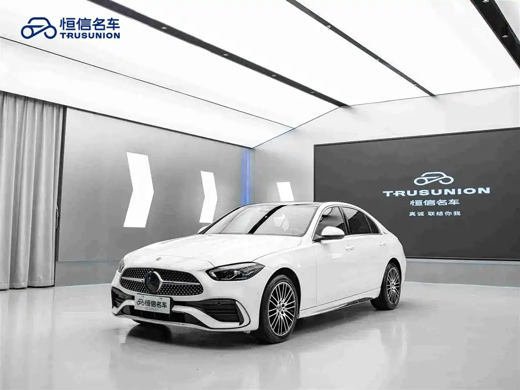Mercedes-Benz C-Class — миниатюра 3
