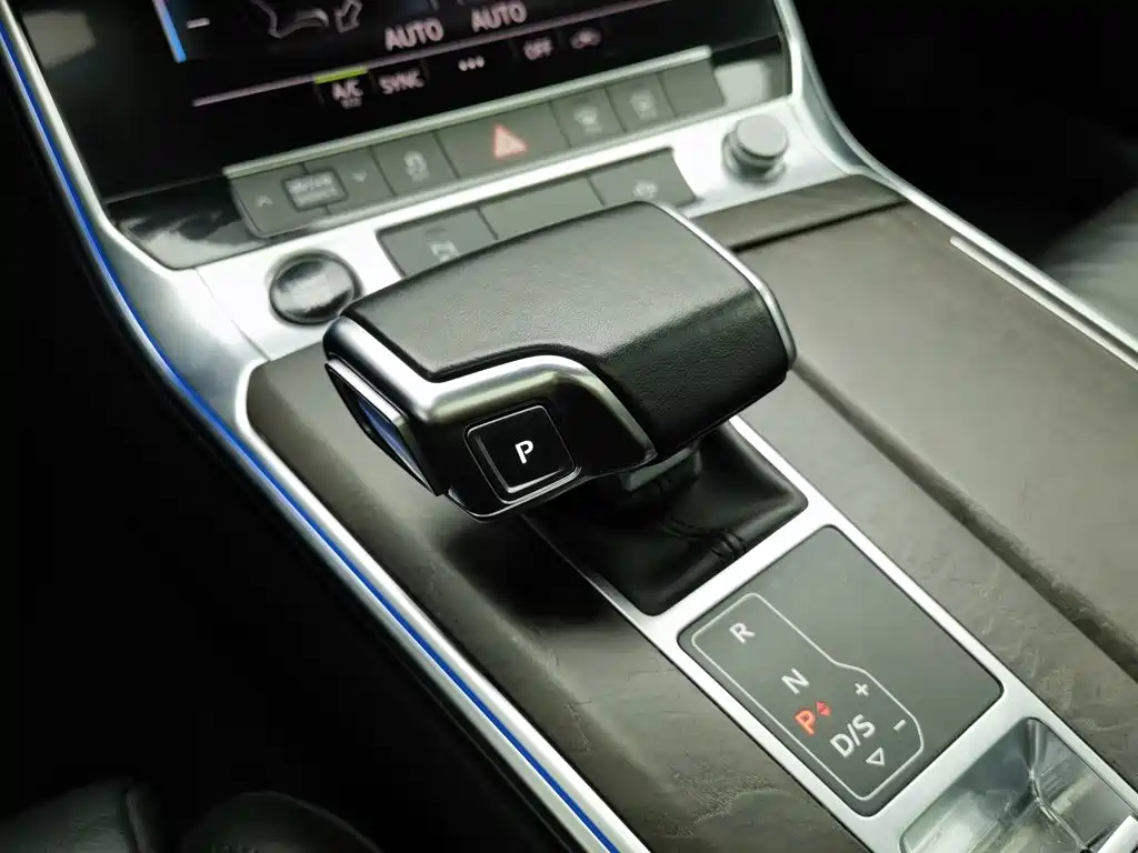 Audi A6L — миниатюра 13
