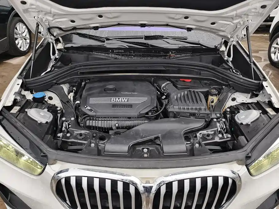 BMW X1 — миниатюра 10