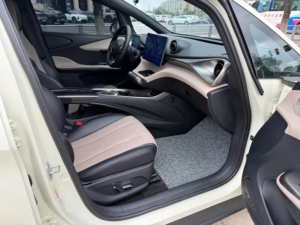BYD Dolphin — миниатюра 8