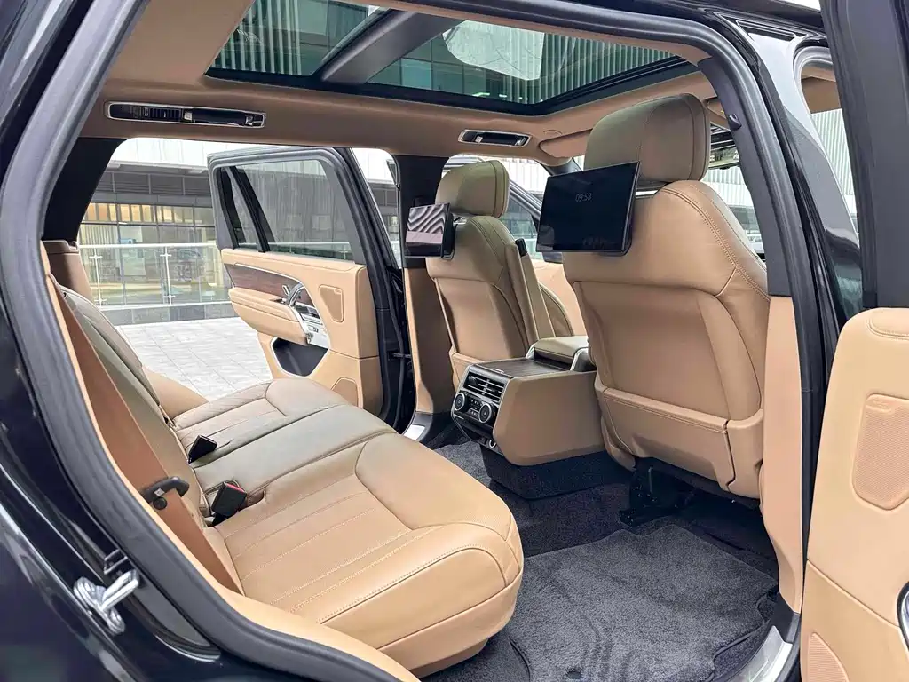 Land Rover Range Rover — миниатюра 8