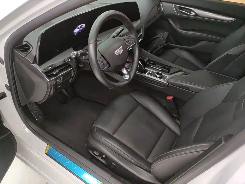 Cadillac CT5 — миниатюра 15