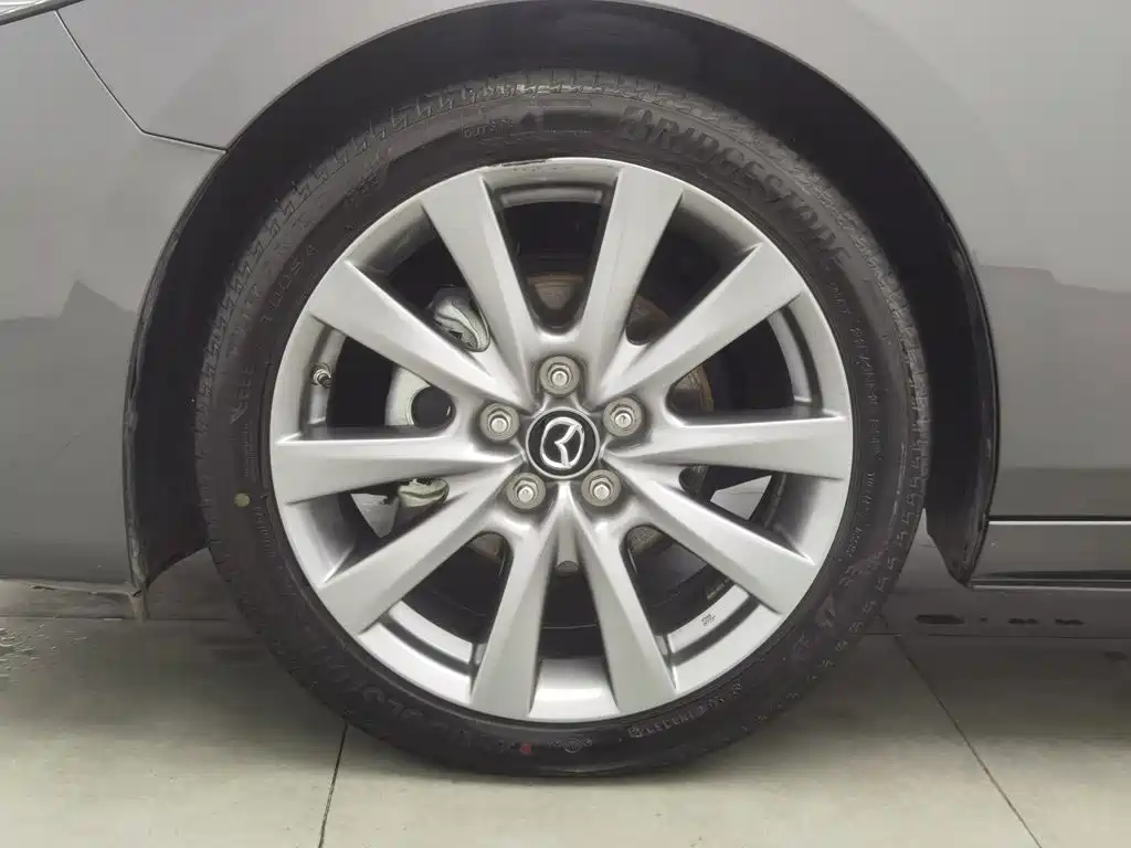 Mazda 3 Axela — миниатюра 17