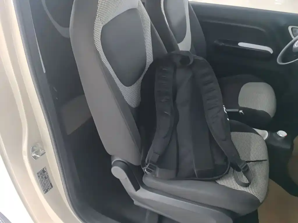 Wuling MINIEV — миниатюра 25