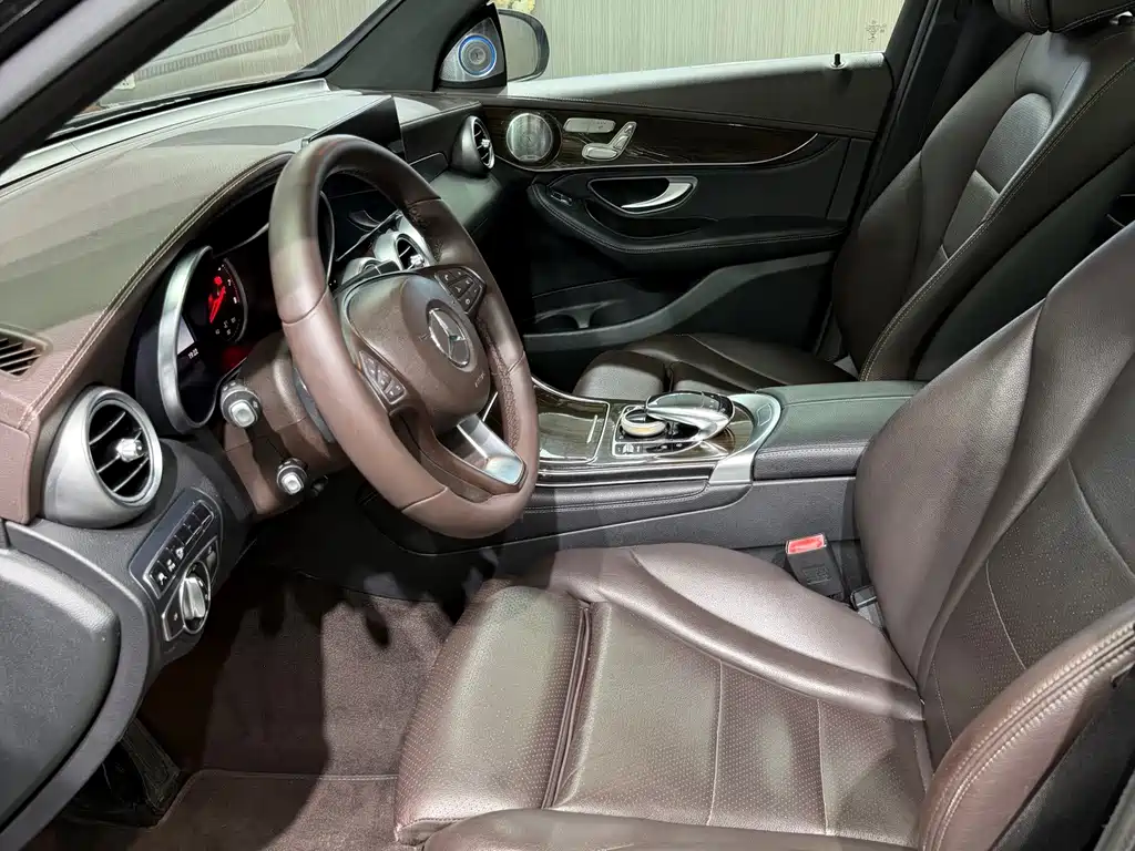 Mercedes-Benz GLC — миниатюра 8