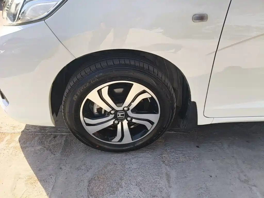 Honda Fit — миниатюра 23