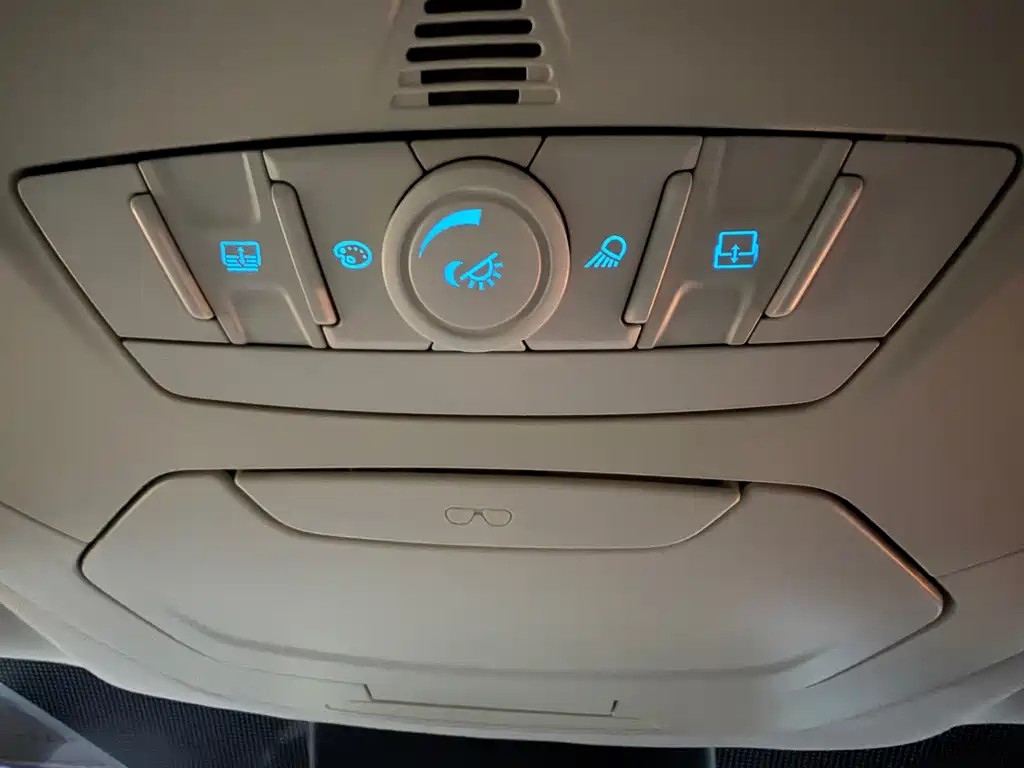 Ford Kuga — миниатюра 23