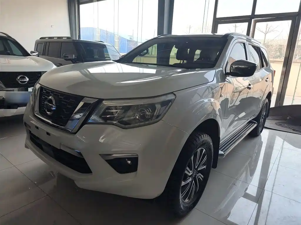 Nissan Terra 2020