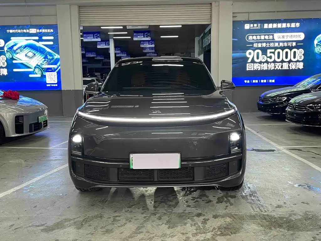 Li Auto Li L8 — миниатюра 2