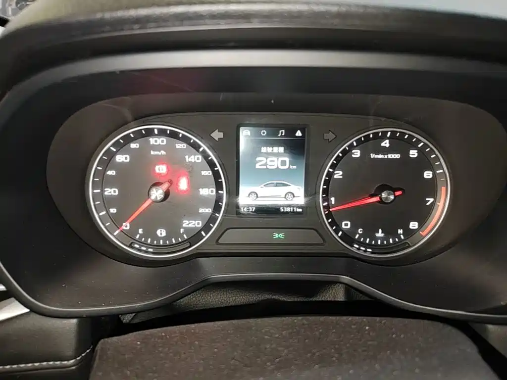 Roewe i5 — миниатюра 12