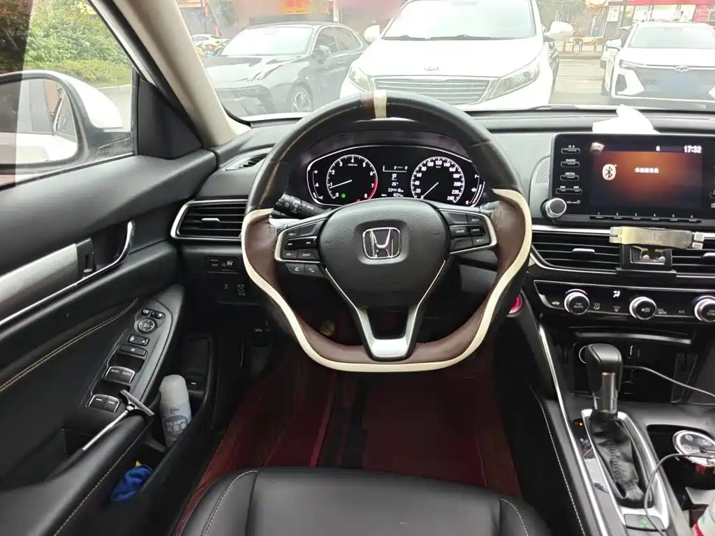 Honda Inspire — миниатюра 6