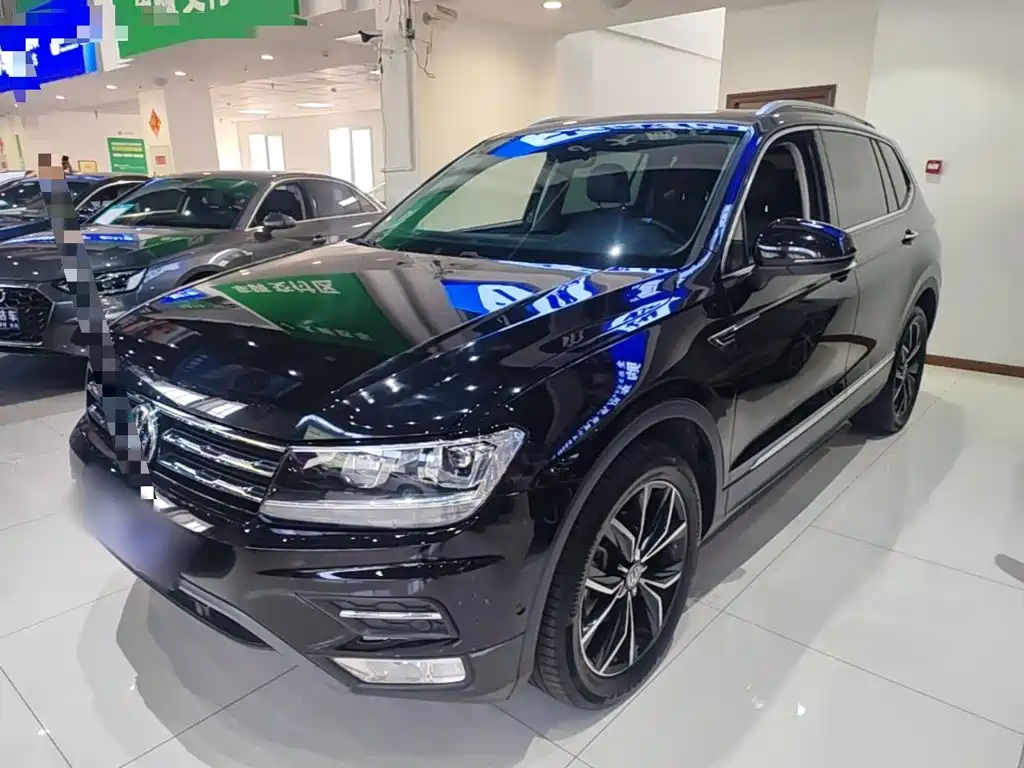 Volkswagen Tiguan L — миниатюра 2