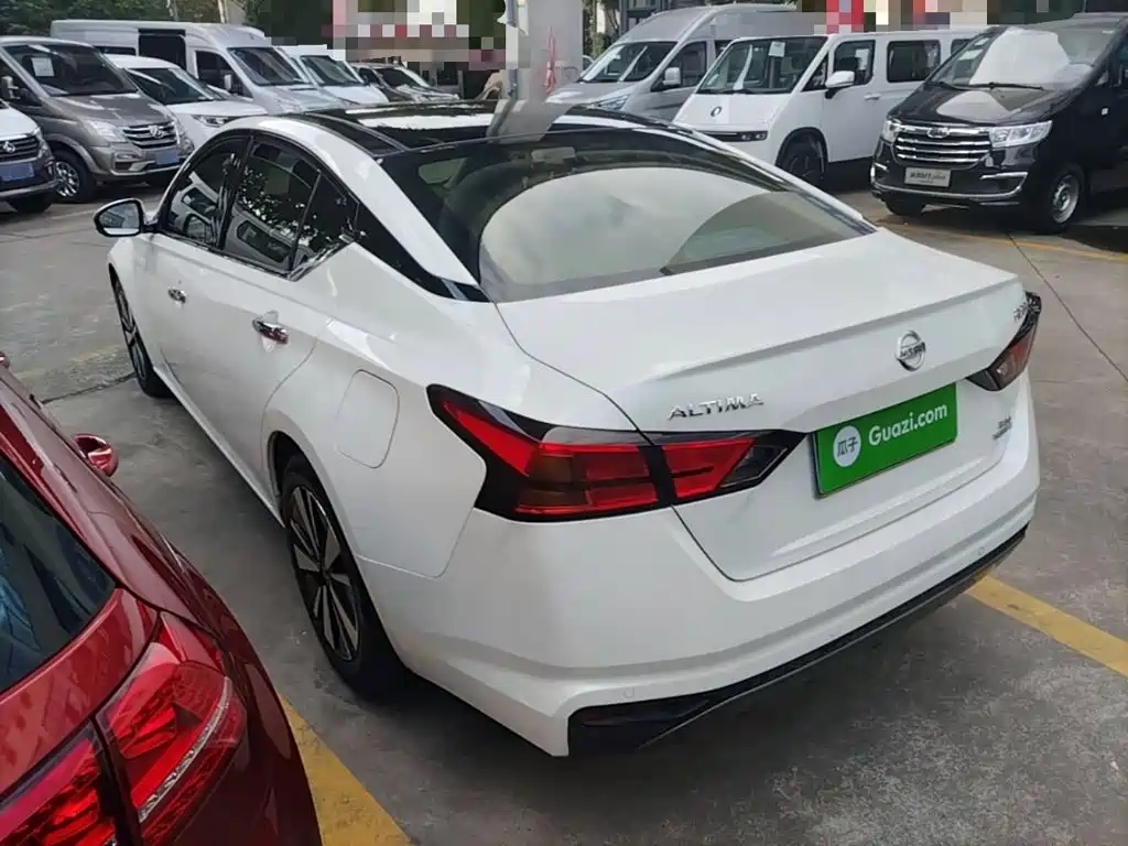 Nissan Teana — миниатюра 5