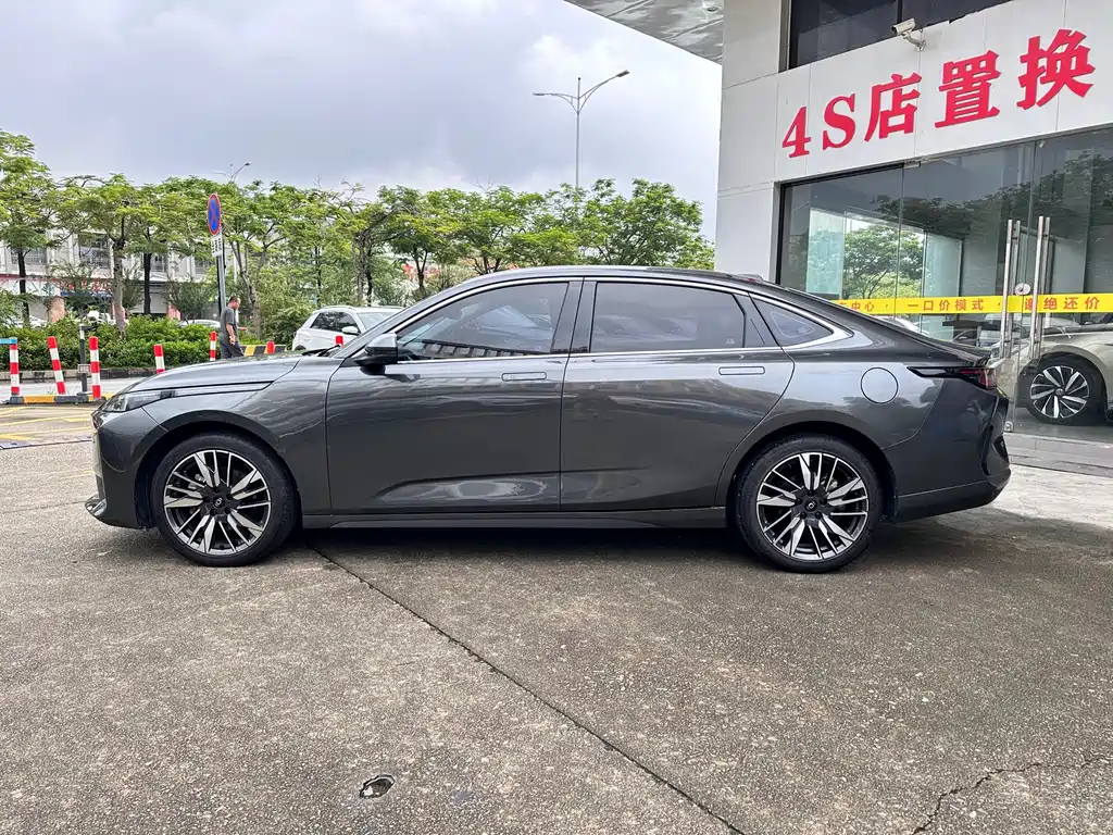 Qiyuan 长安启源A05经典 — миниатюра 7