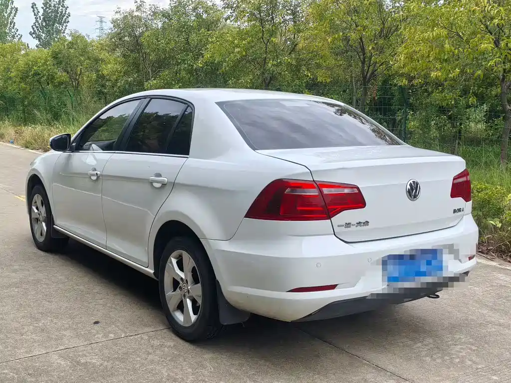 Volkswagen Bora — миниатюра 6