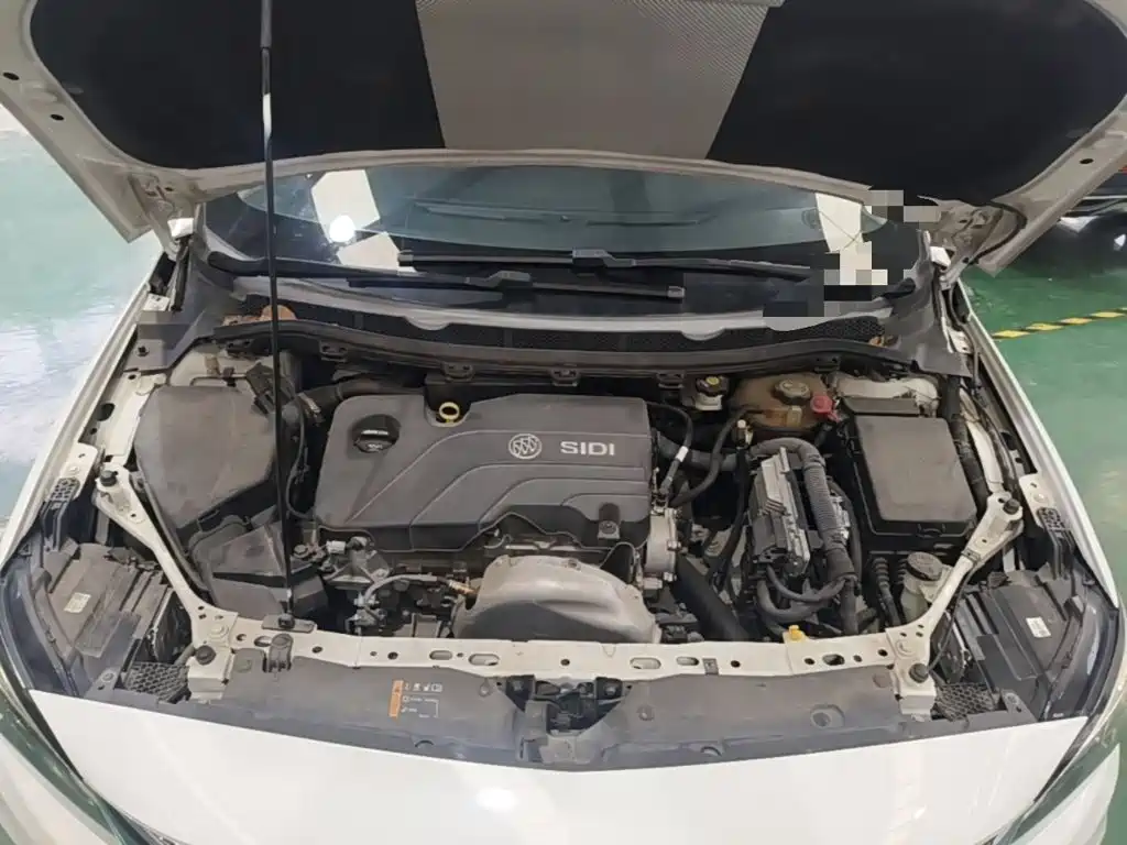 Buick Verano — миниатюра 20