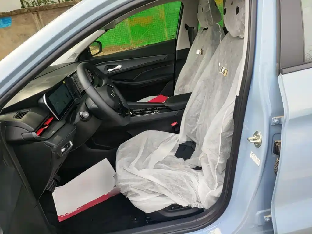 Geely Binrui — миниатюра 15