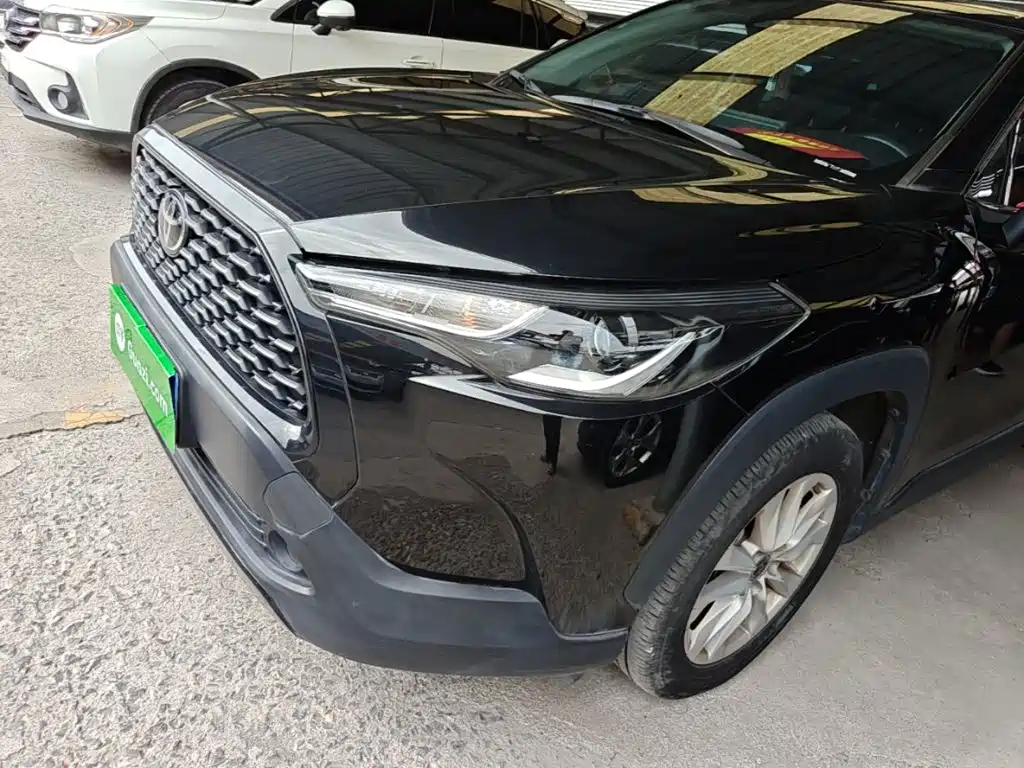 Toyota Corolla Cross — миниатюра 24