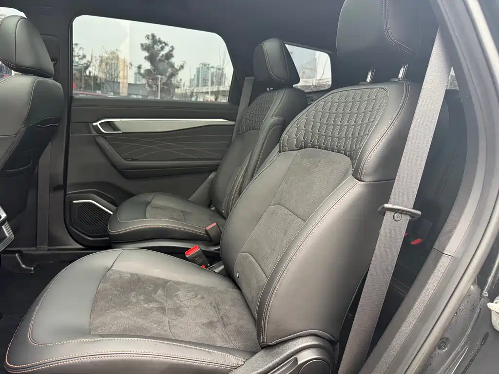 GEELY AUTOMOBILE HAOYUE L