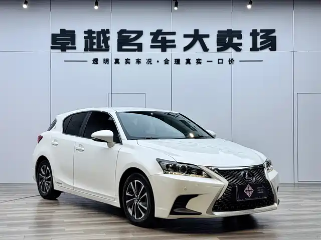LEXUS CT 2018