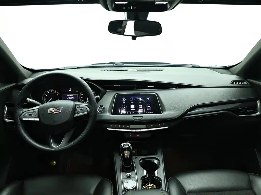 Cadillac XT4 — миниатюра 16