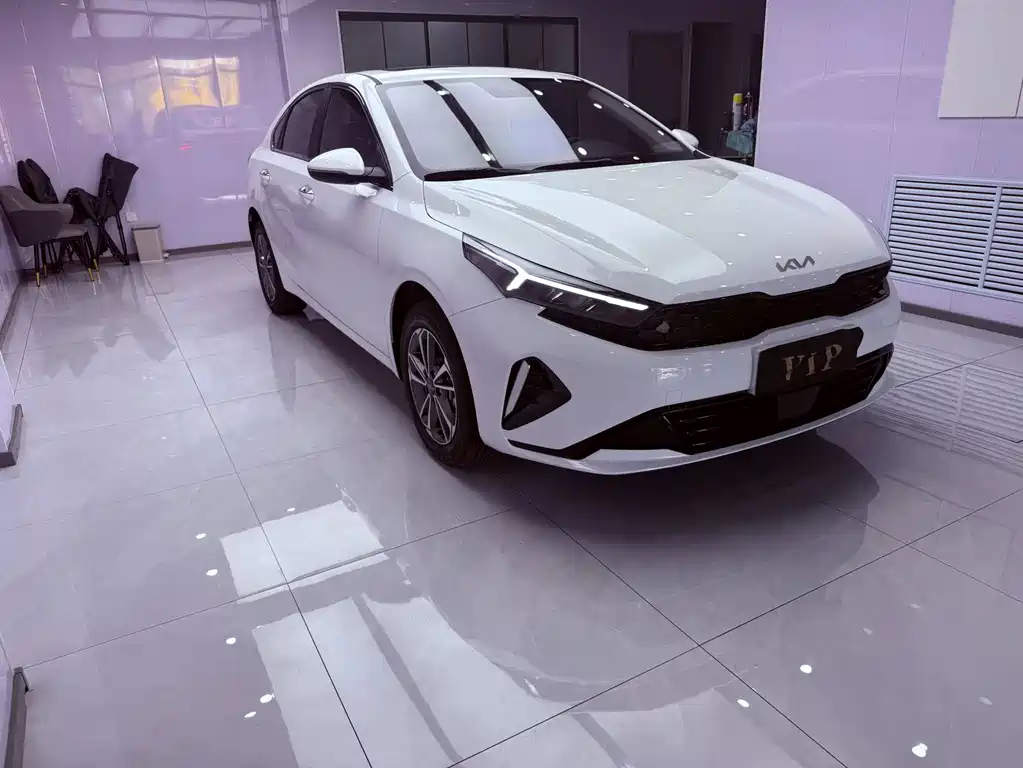Kia K3 — миниатюра 5