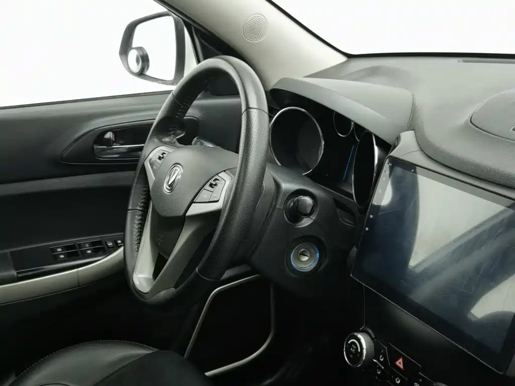 Changan CS35 — миниатюра 22