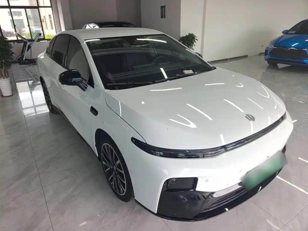 Leapmotor Leapmotor B01 - фото 4