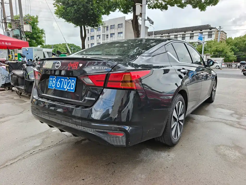 Nissan Teana — миниатюра 5