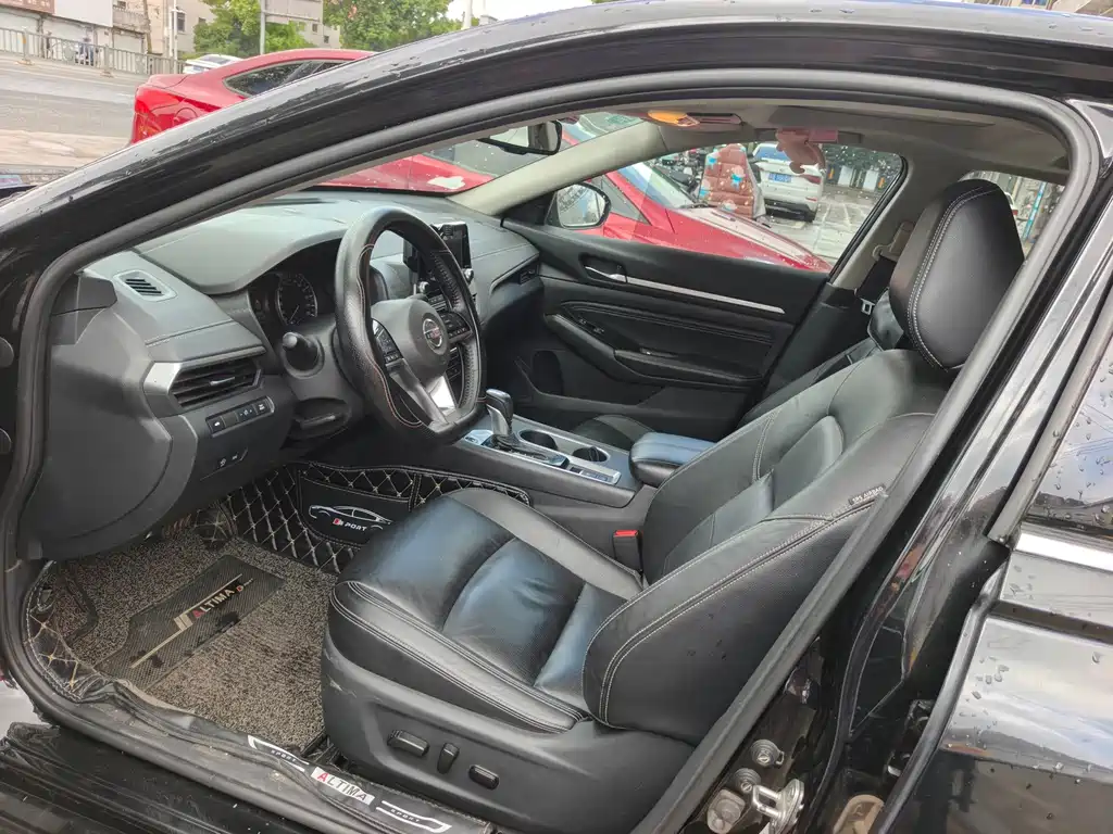 Nissan Teana — миниатюра 8