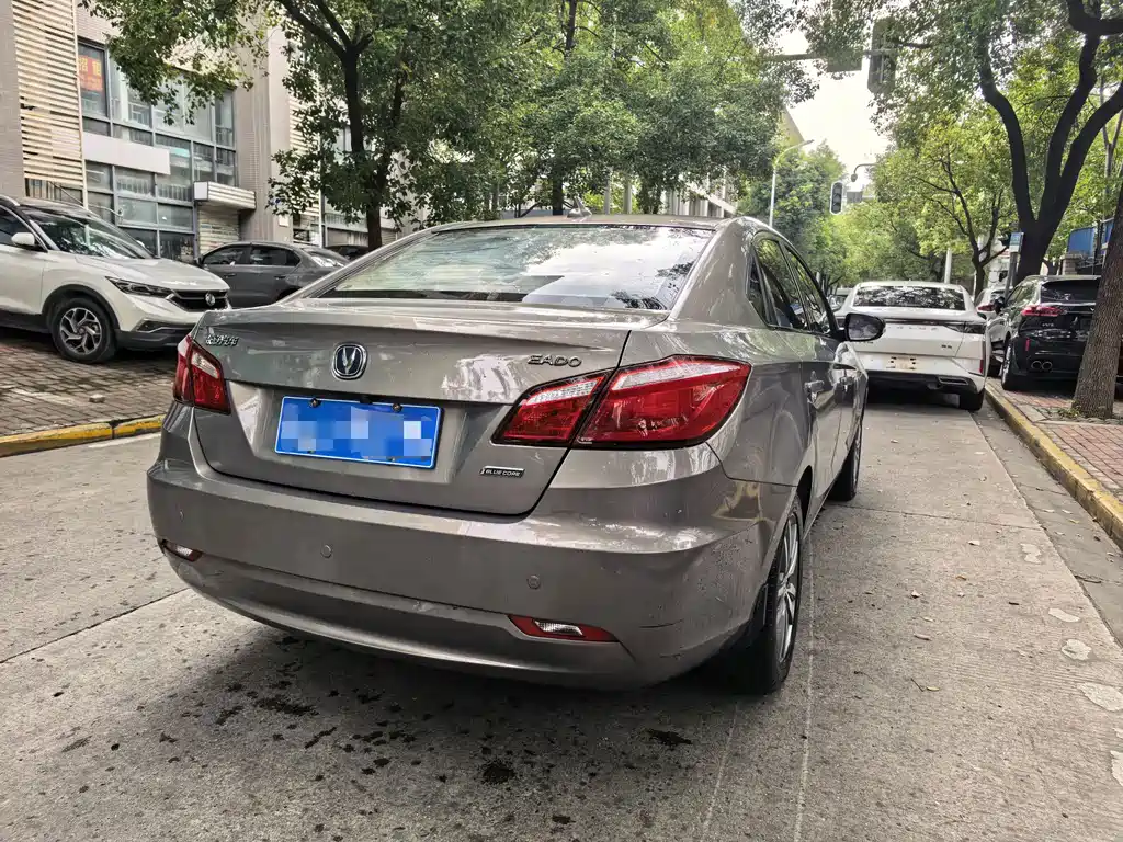 Changan Eado — миниатюра 13