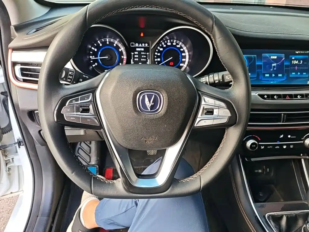 Changan Eado XT — миниатюра 11
