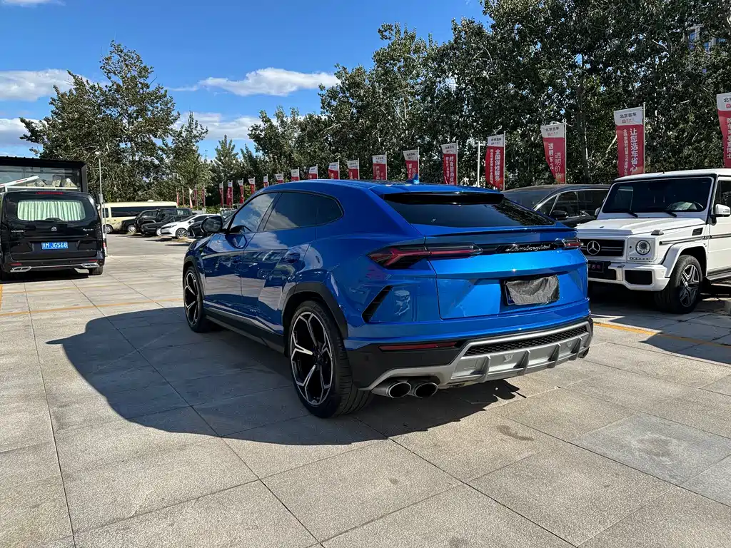 Lamborghini Urus — миниатюра 4