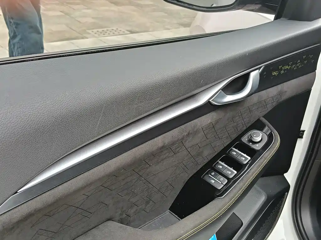 GEELY AUTOMOBILE XINGRUI