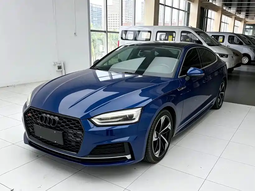 Audi A5 (Import)