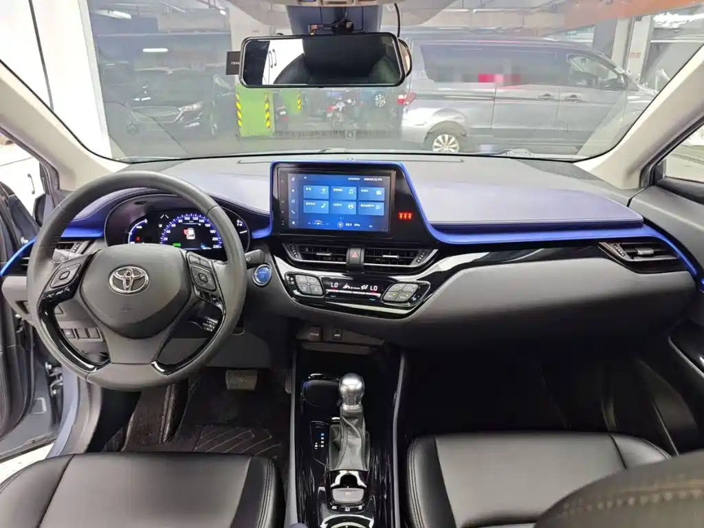 Toyota C-HR — миниатюра 10