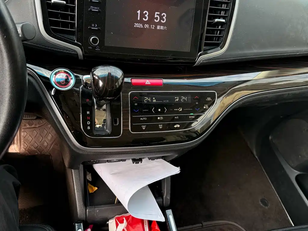 Honda Odyssey — миниатюра 4