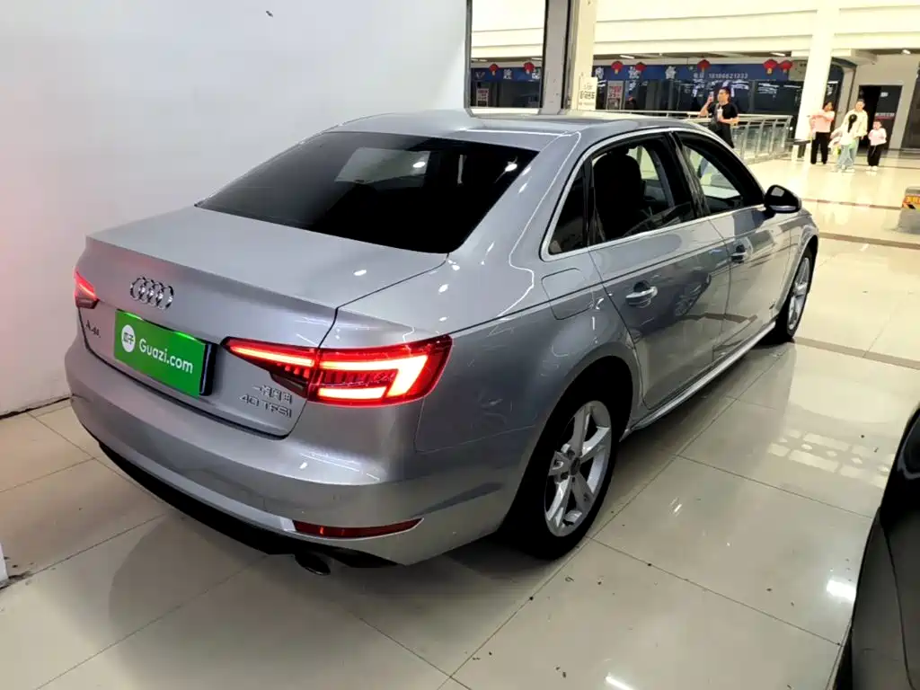Audi A4L — миниатюра 7