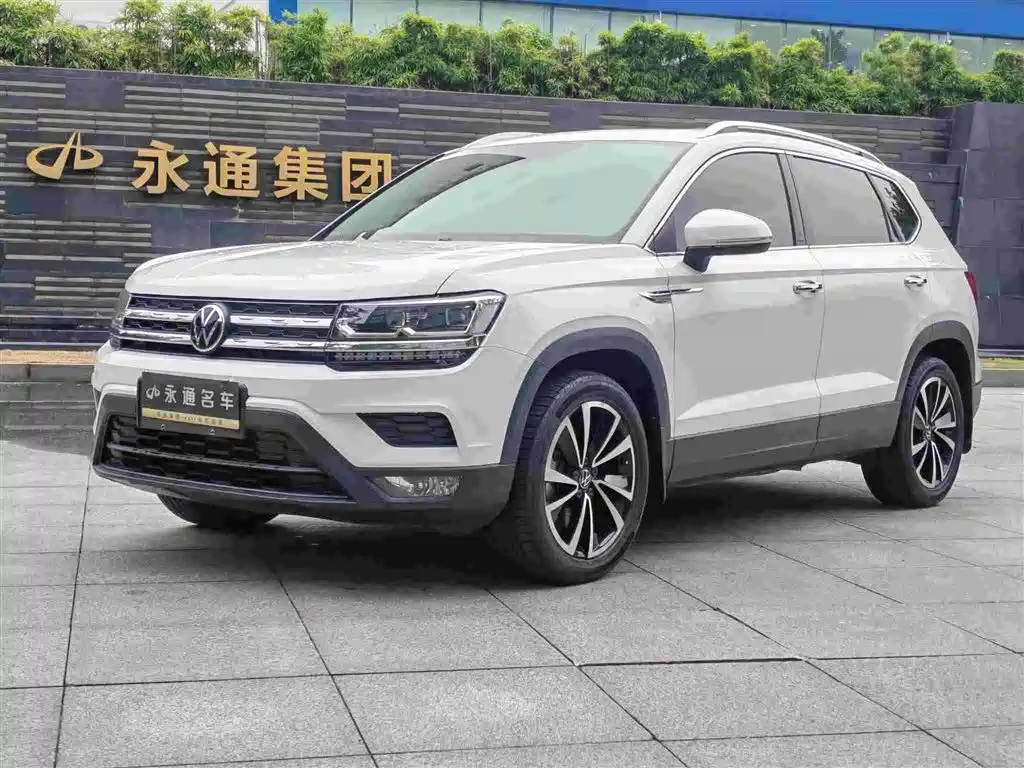 Volkswagen Tharu