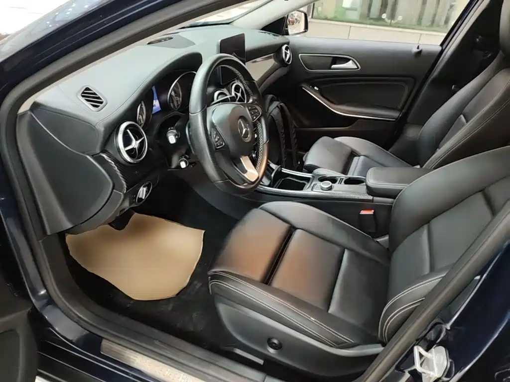 Mercedes-Benz GLA — миниатюра 15