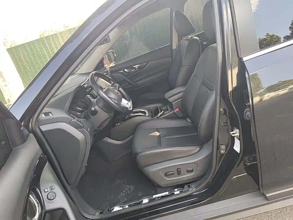 Nissan X-Trail — миниатюра 15