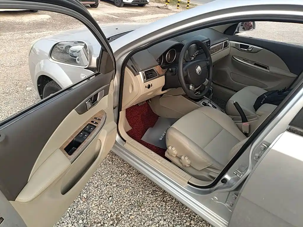 Buick Excelle — миниатюра 16