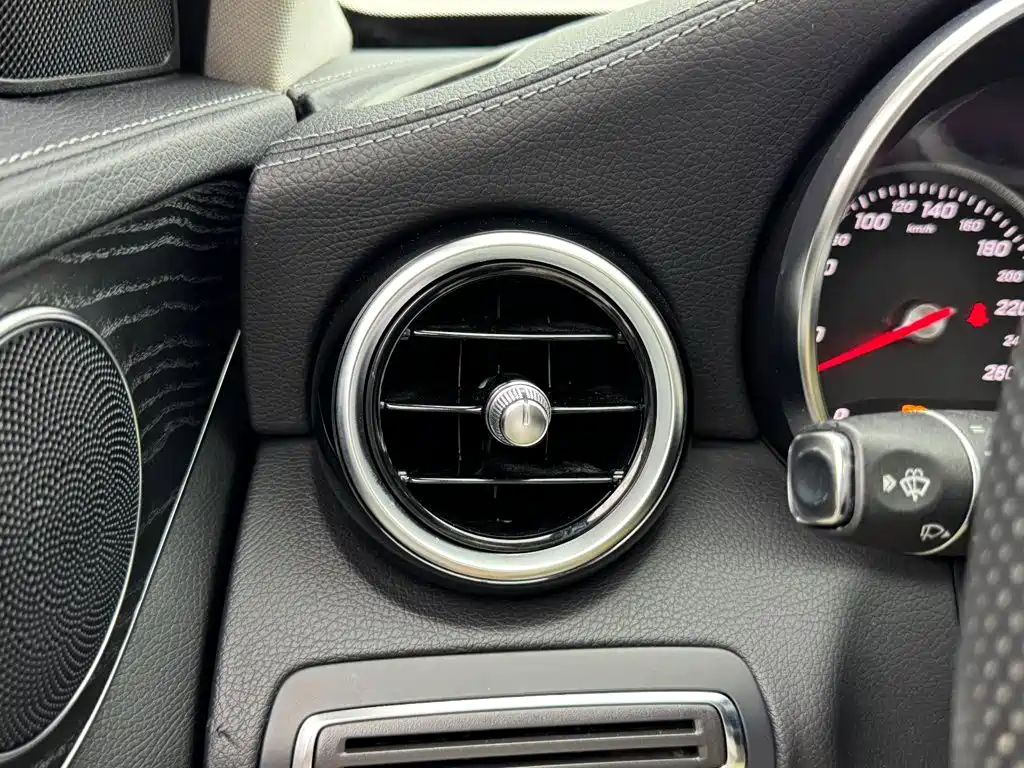Mercedes-Benz C-Class — миниатюра 22