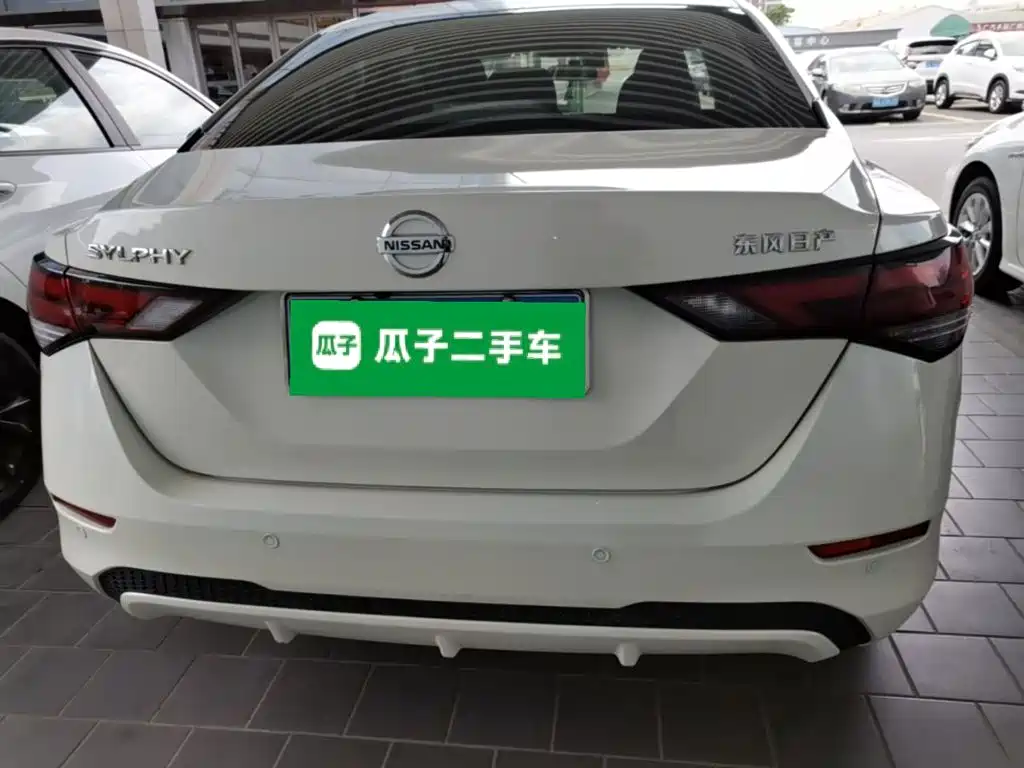 Nissan Sylphy — миниатюра 6