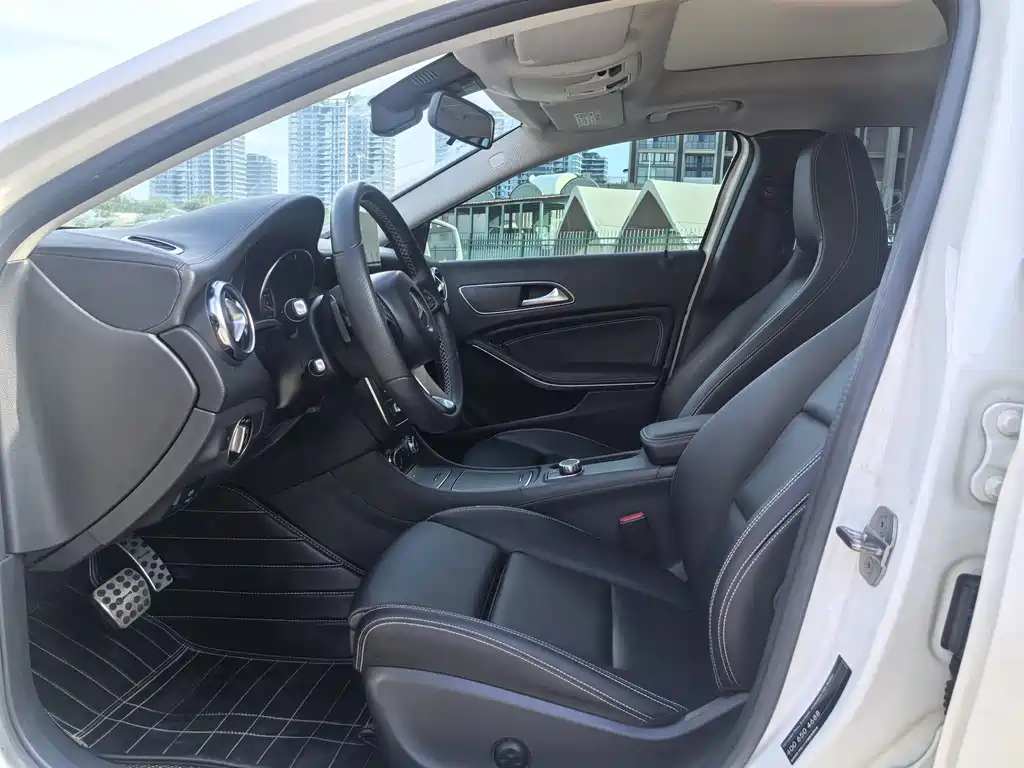 Mercedes-Benz GLA — миниатюра 8