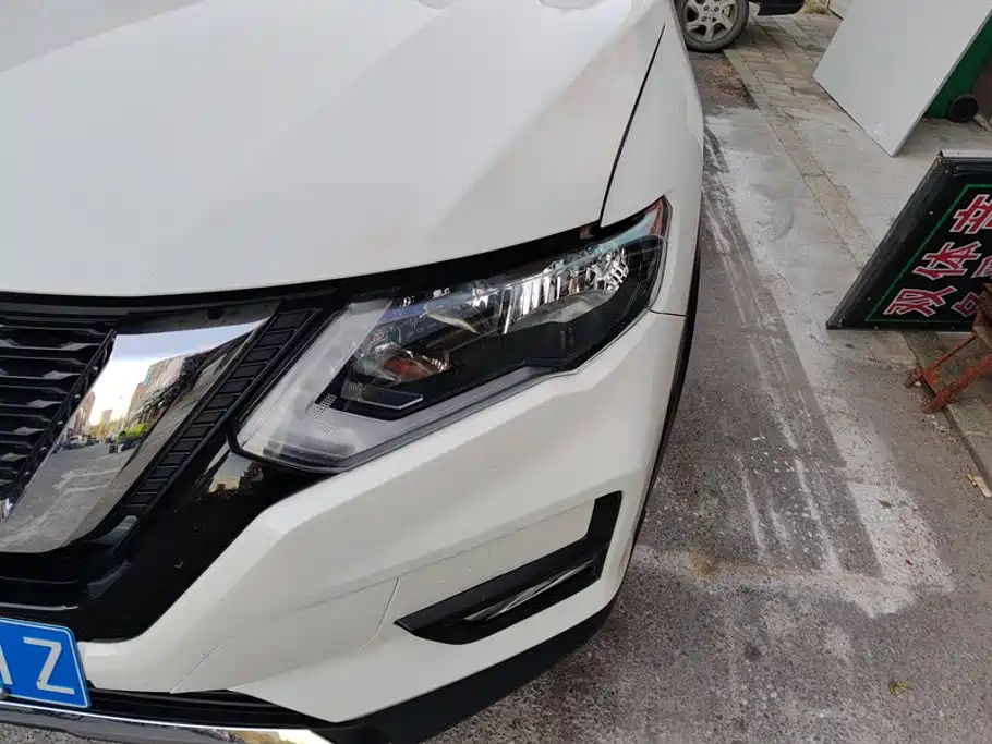Nissan X-Trail — миниатюра 5