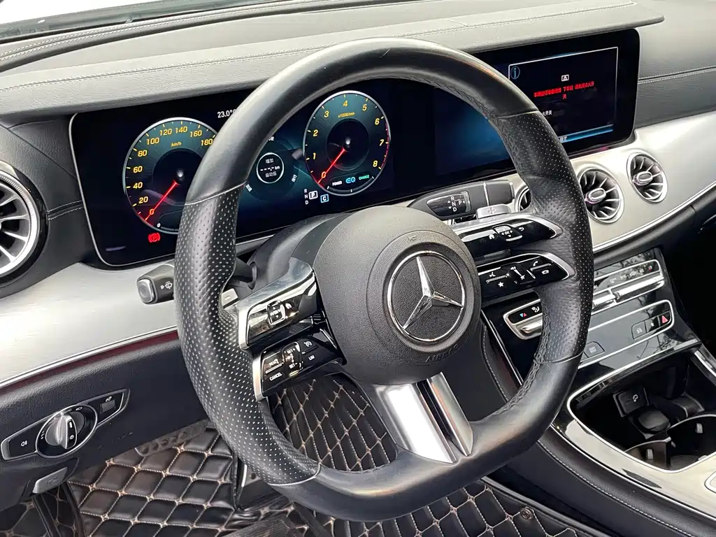 Mercedes-Benz E-Class (Import) — миниатюра 7