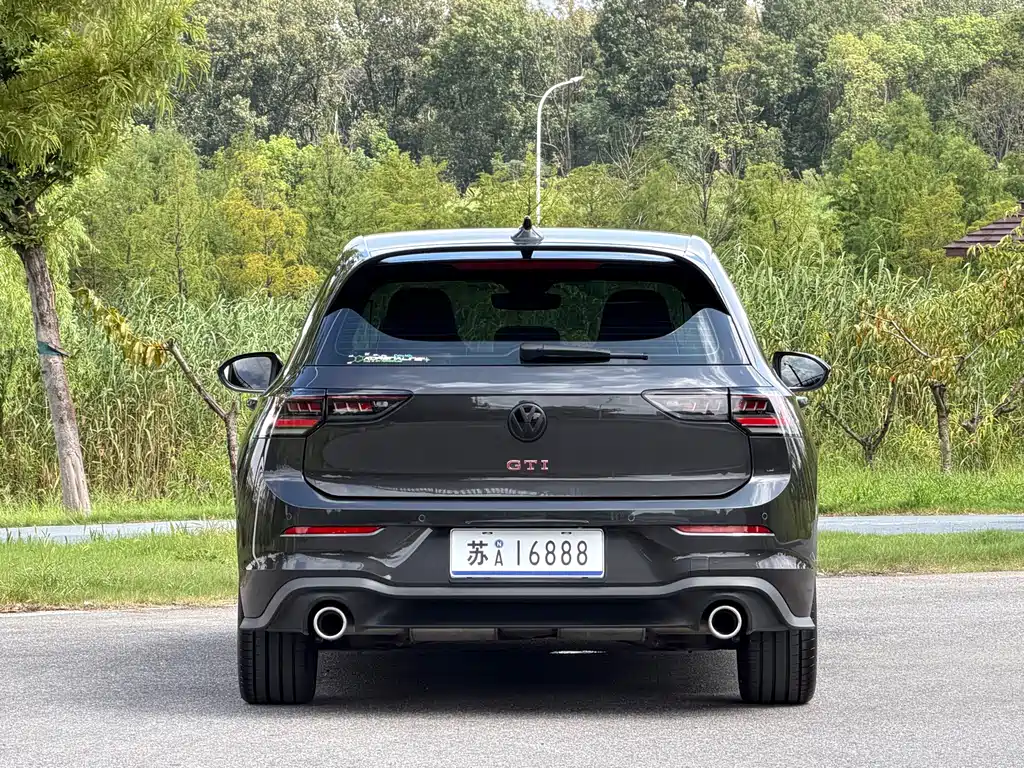 Volkswagen Golf GTI — миниатюра 5